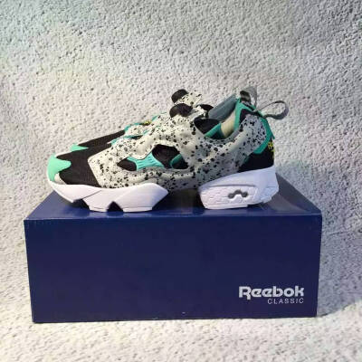 reebok锐步 充气