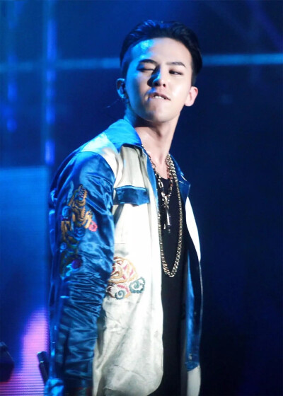 #G-Dragon 权志龙 GD#舞台表演高清图
