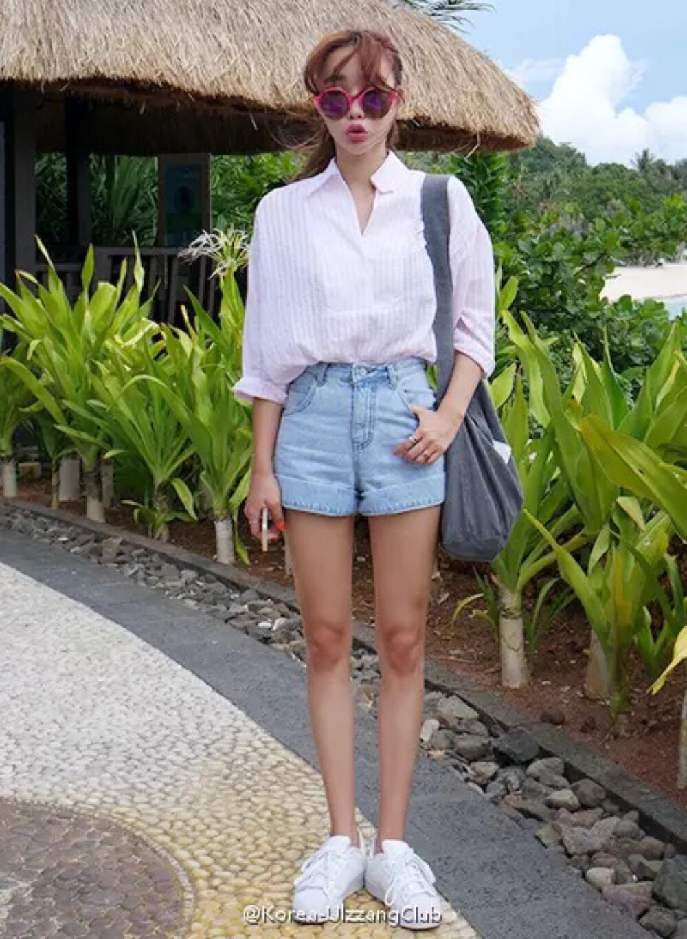 欧美™✔韩国™✔小清新™✔森系™✔颓废™✔黑白™✔英伦™✔潮流™✔复古™✔街拍™✔时尚™✔纹身™✔卡通™✔插画™✔壁纸™✔聊天背景™✔锁屏™✔ by厉害的姐姐