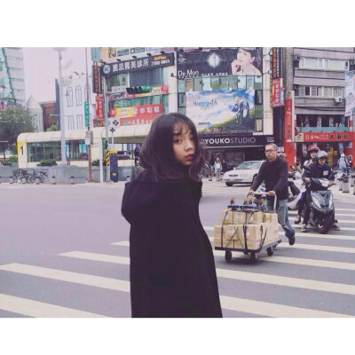 韩风头像 by-朴火山(・ω・)ノ