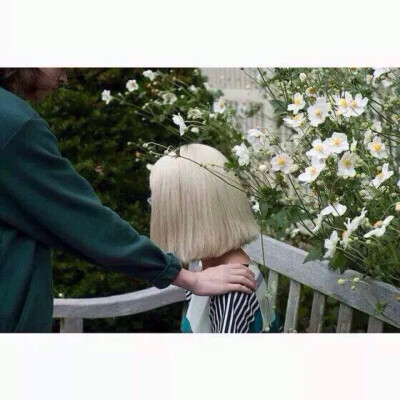 韩国女生头像 by-朴火山(・ω・)ノ