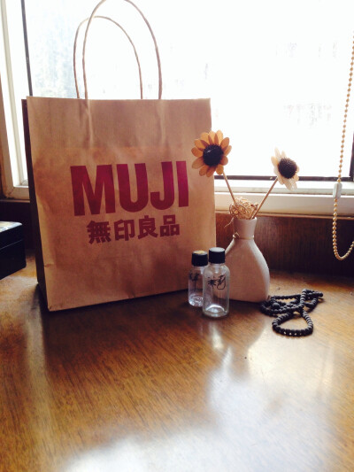 MUJI