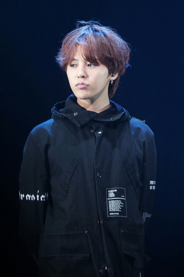 # 权志龙 i# 壁纸