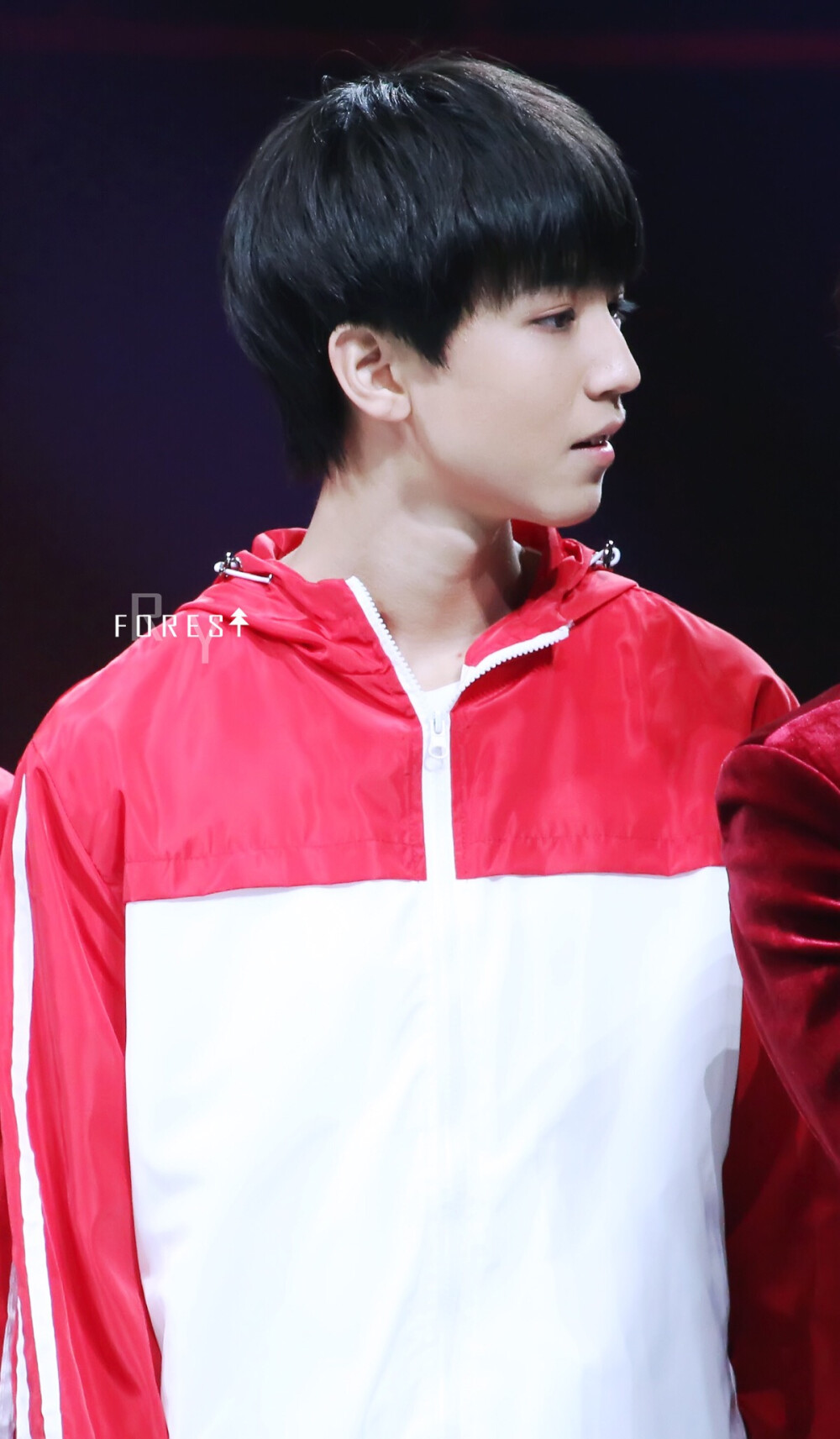 #王俊凯# #第一主唱王俊凯# 151231 湖南卫视跨年演唱会 @TFBOYS-王俊凯