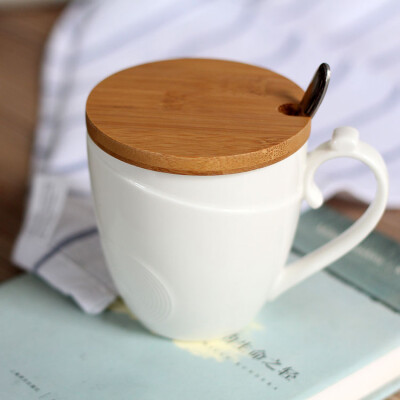 创意简约咖啡杯配勺盖子白色咖啡杯带盖陶瓷杯欧式牛奶杯杯子