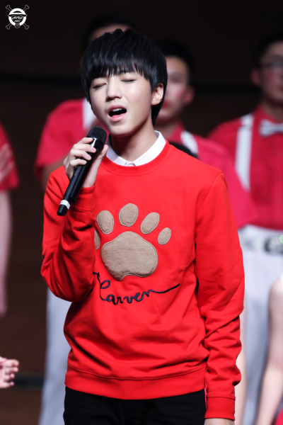 #王俊凯# 160103 八中新年音乐会