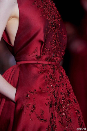 Elie Saab ，超仙！