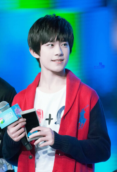 #易烊千玺 #tfboys易烊千玺 #tfboys 360水立方发布会 高清 美颜 帅气