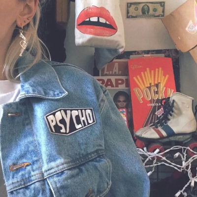 累了放手了，哭了然后笑了，哪个人不是就把一生这样过完了