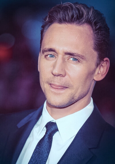 Tom Hiddleston 