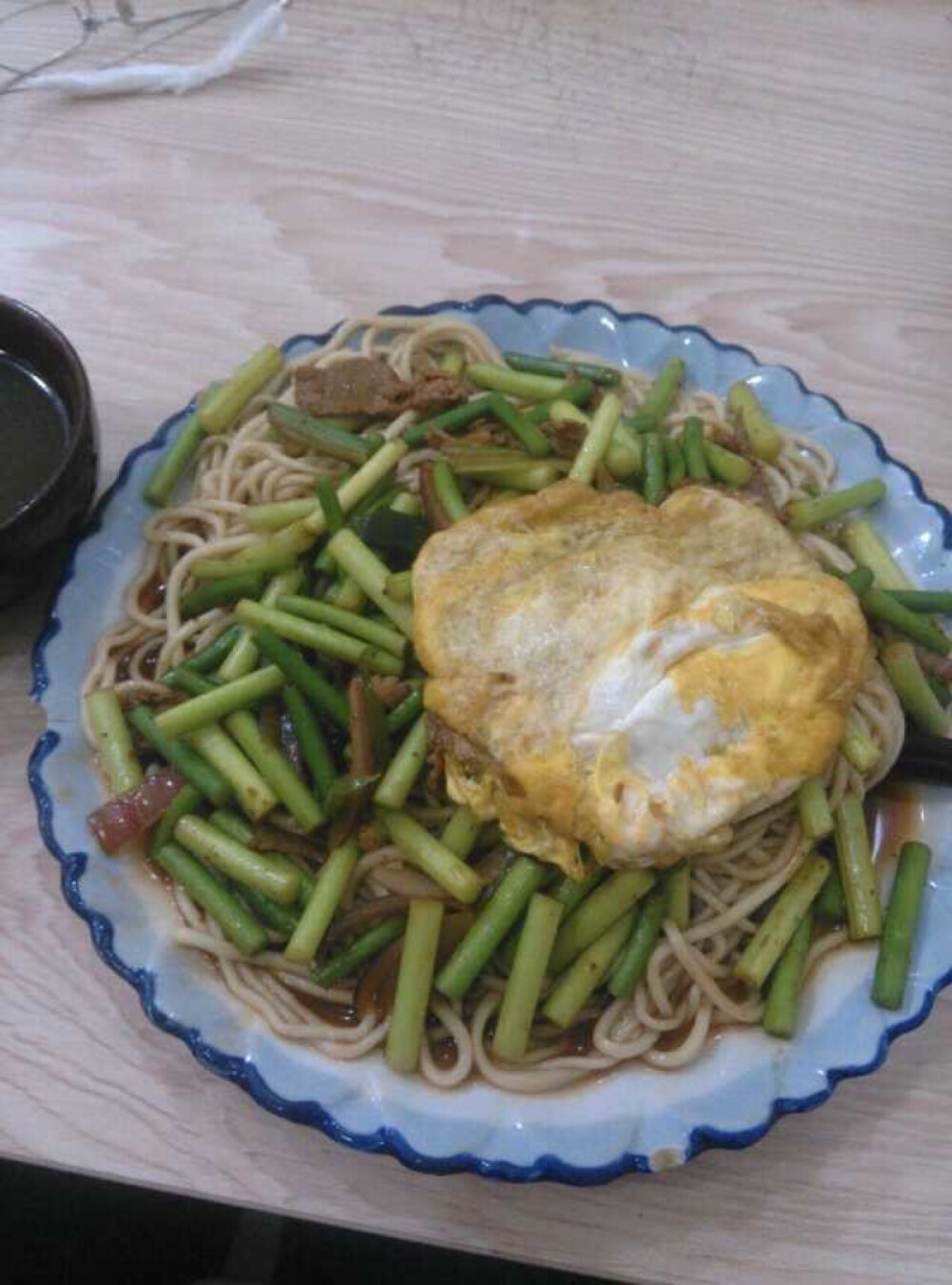 面食篇蒜薹盖浇面