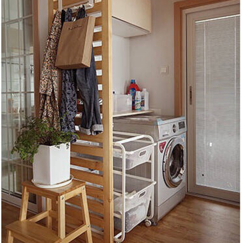 装修 每个洗衣机旁都需要一个实用的置物架ʕ •ᴥ•ʔ