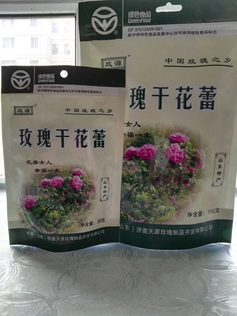 ＋微信 zzlyx0906 玫源玫瑰花蕾100g装，一级，每天1枚，可适量添加蜂蜜或冰糖，好喝又养颜，大概是三个月的量。