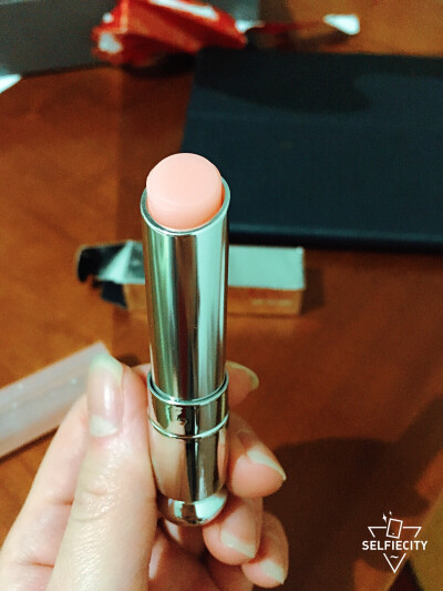 Dior lip glow护唇膏