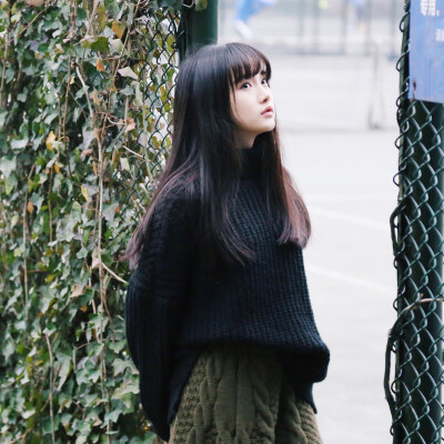 熊小团 韩国 粗线针织套头高领气质黑毛衣蝙蝠袖宽松女装