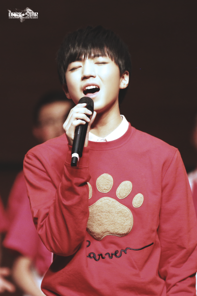 #王俊凯# 160103 八中新年音乐会