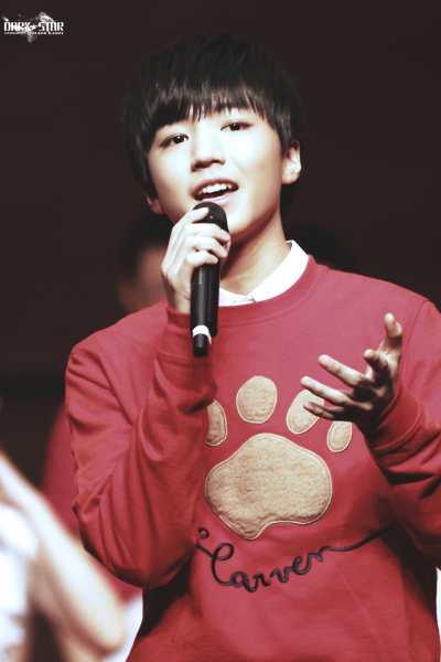 #王俊凯# 160103 八中新年音乐会