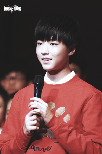 #王俊凯# 160103 八中新年音乐会