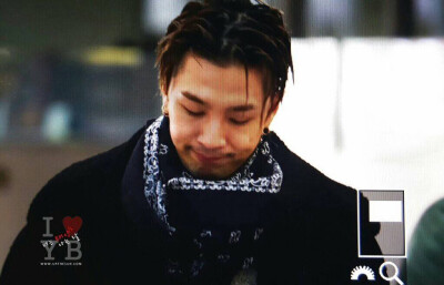 160111 永裴机场饭拍 cr logo