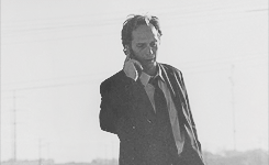 亚历山大·马洪（Alexander Mahone），美国电视剧《越狱》的角色，由威廉·菲德内尔饰演。