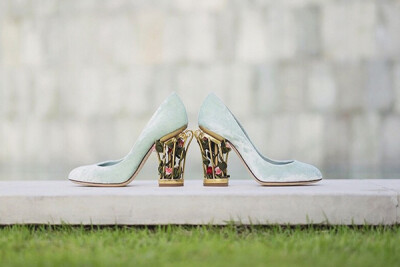 高跟婚鞋： Dolce & Gabbana