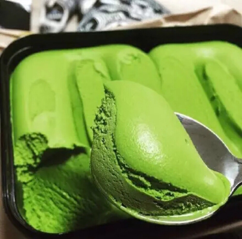 大盒抹茶冰淇淋