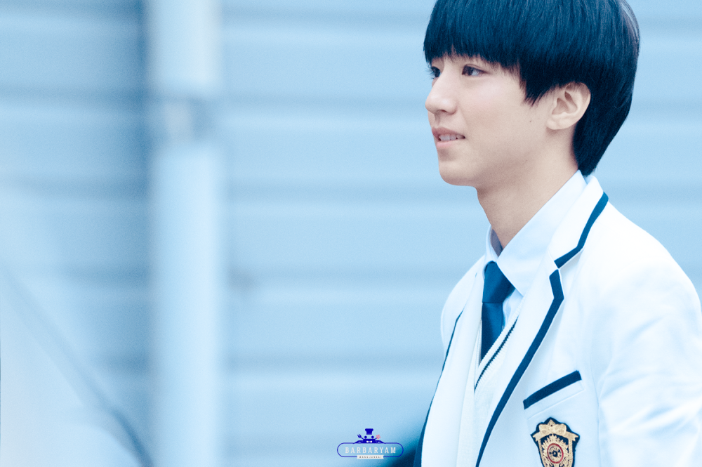 #王俊凱# #TFBOYS王俊凱# #TFBOYS# 151118 韓國(guó)上班 cr：王俊凱的壩壩筵應(yīng)援隊(duì)