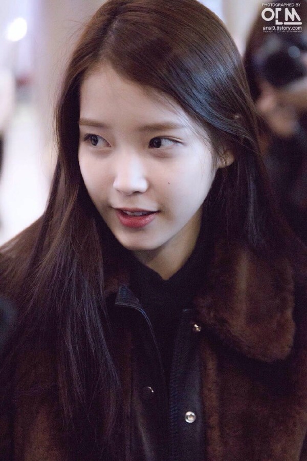 IU