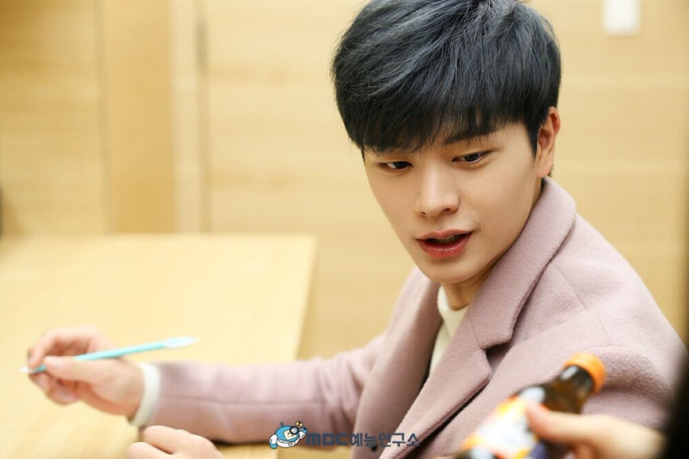 BTOB 비투비 BORN TO BEAT 陆星材 육성재 YOOK SUNG-JAE