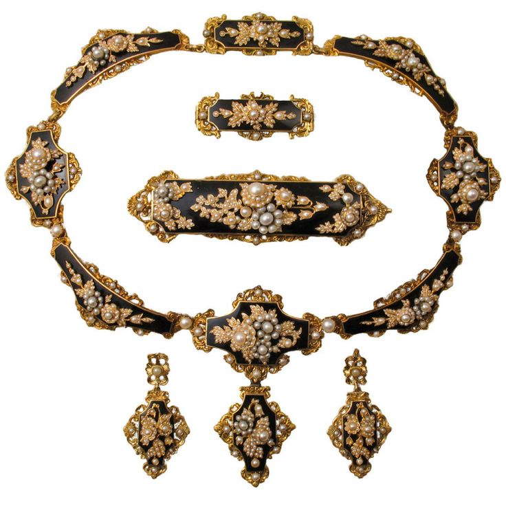 黄金和珍珠项链- 1840