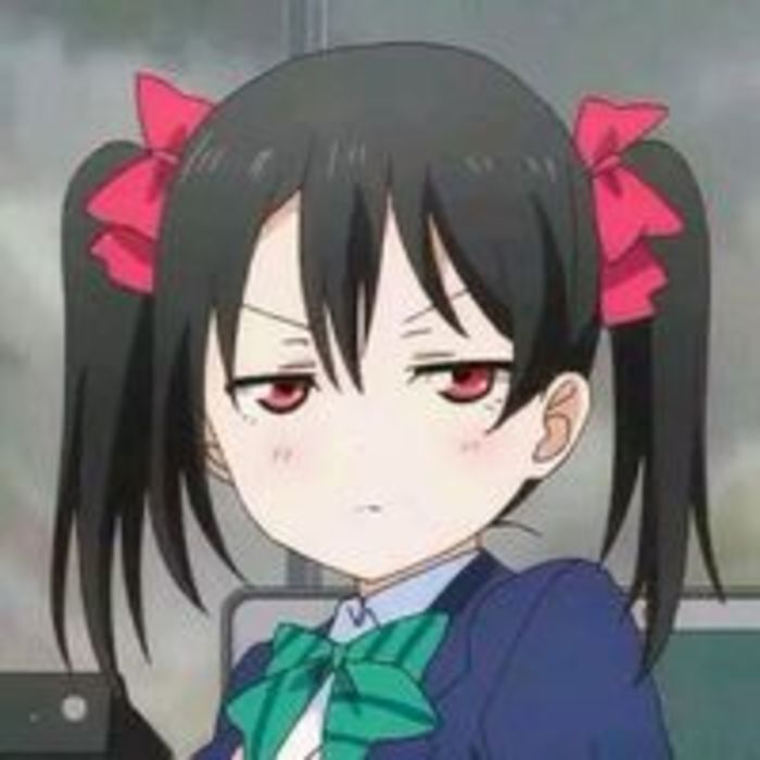 萌萌的妮可酱~最喜欢妮可酱宠爱真姬惹。