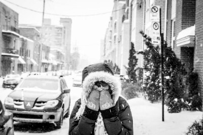 文艺 黑白 清新 雪天 捂脸 