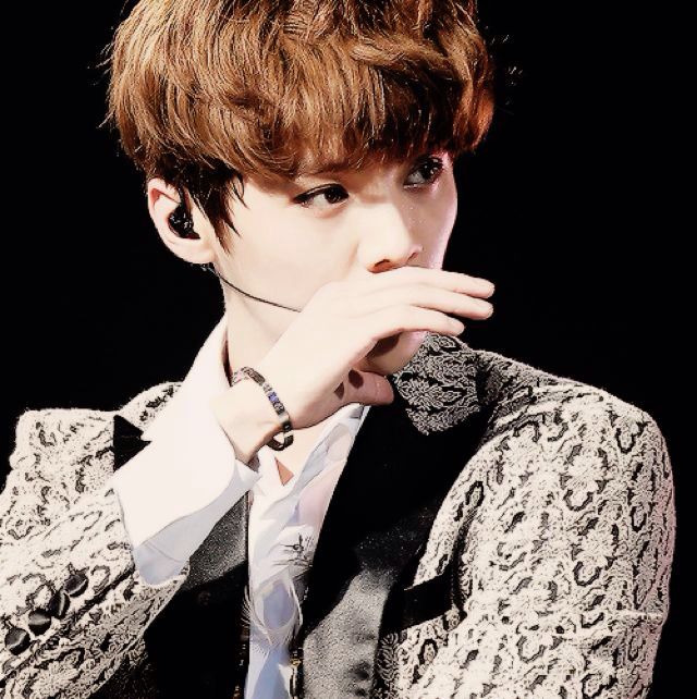 鹿晗 LU HAN