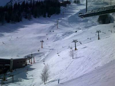 Courmayeur, Italy 19/02/2011 初中的时候，学校组织去意大利滑雪来着