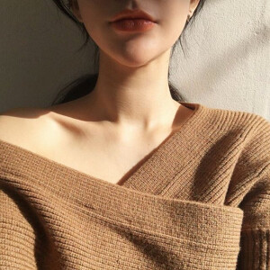 暴力颖の 半身 女生头像 女头