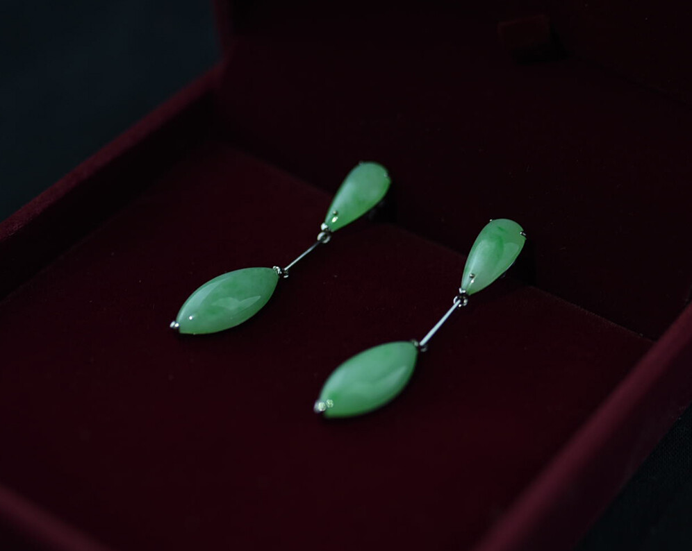 翡翠耳坠