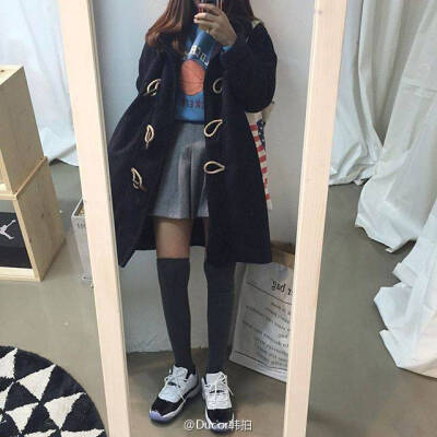 很爱的黑色牛角扣