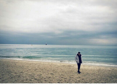 sea and chanyeol.