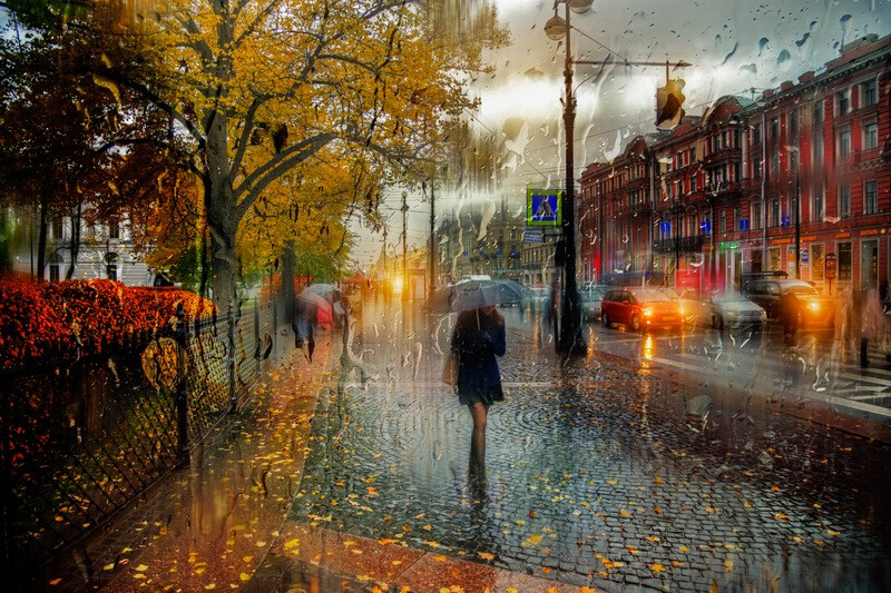 不久前我们曾经领略了法国摄影师Christophe Jacrot拍摄的雨中城市《雨中的城市 THE CITIES IN THE RAIN BY CHRISTOPHE JACROT》，也曾看过艺术家Gregory Thielker笔下的雨中城市《天空之下，漫无经心(UNDER THE UNMINDING SKY) BY GREGORY THIELKER》
资味 www.cheerway