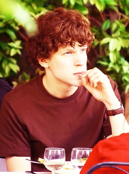 #Jesse Eisenberg#昨晚在SY看了一篇超級帶感的EM文！燃的嗷嗷亂叫！！！！！！！！！嚶~~刷一組卷毛！！好想念TSN啊！！！