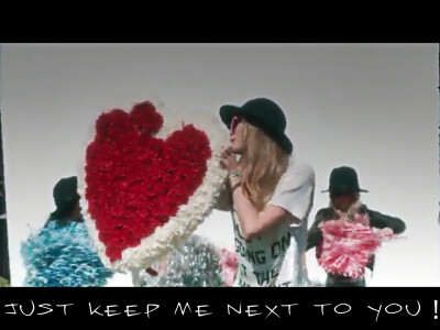 Taylor Swift MV自截 歌词
22