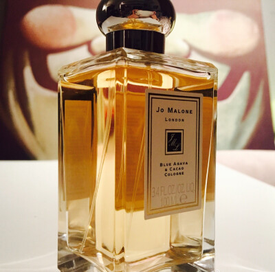 Jo Malone Blue Agava & Cacao 祖马龙龙舌兰可可，清冽酒香与浓情可可，在冬天，你不能拒绝巧克力，就像你不能拒绝陈柏霖