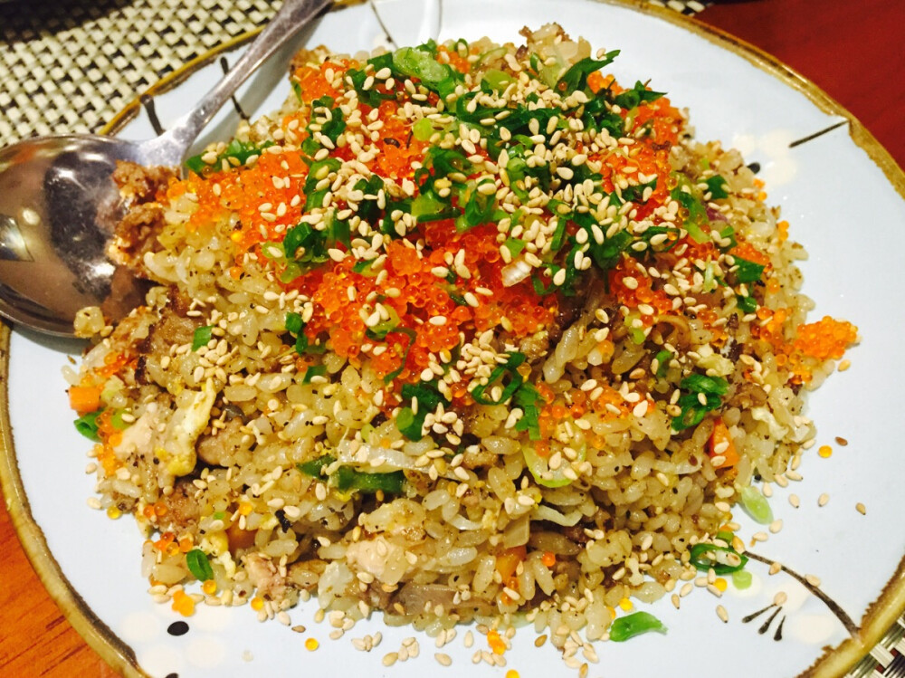 这个炒蛋炒鸡好吃啊！