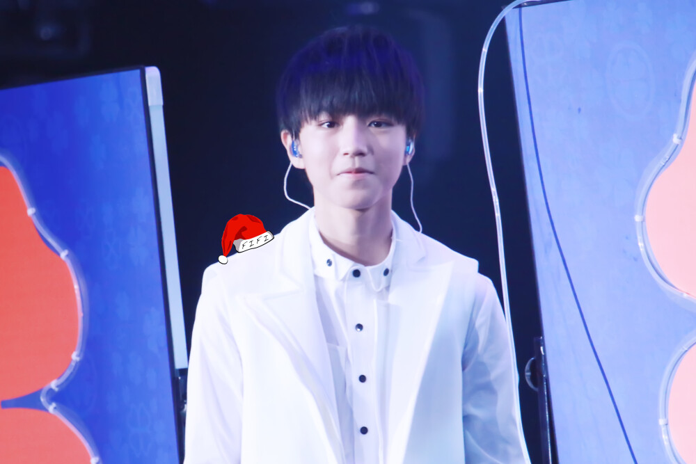 #王俊凯# #TFBOYS王俊凯# #TFBOYS# 150815 北京815两周年见面会 cr：MarieFiX921