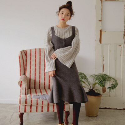 韩国stylenanda 优雅纯色荷叶摆背心裙灰色