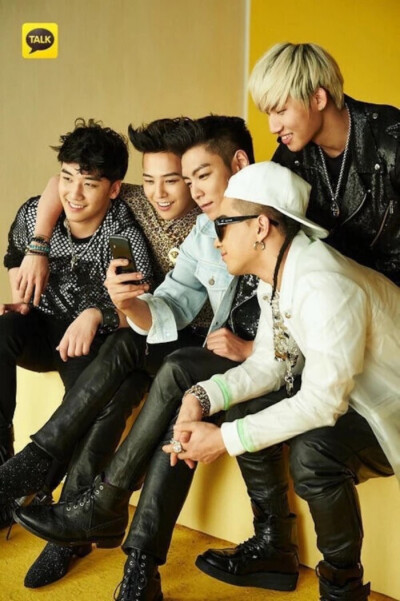 #Bigbang# 呀！胜利啊，你在看哪里呢？快来看镜头呀！