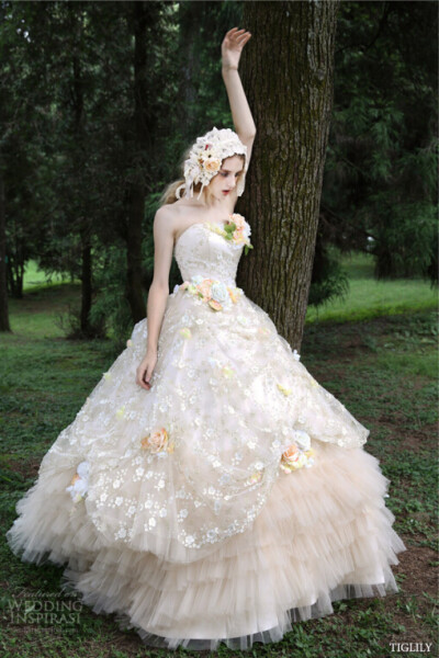 女生的梦 每个女生都会喜欢 美美哒的婚纱 总有你喜欢的 喜欢的收藏起来