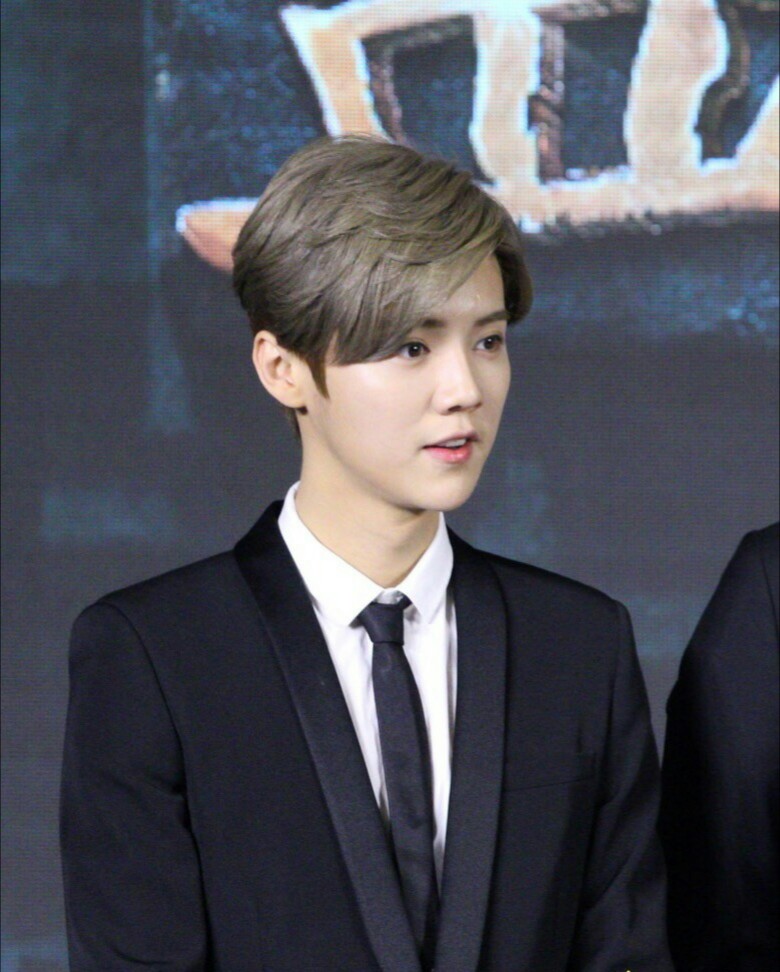 鹿晗 LU HAN