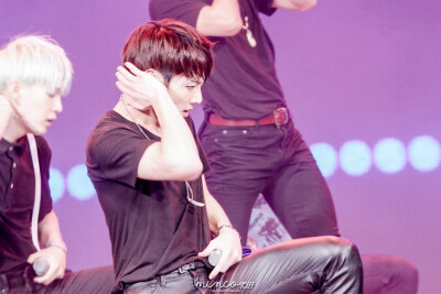 防弹少年团 BTS 田柾国 JungKook 160119 Gala Vietnam Top Hits 