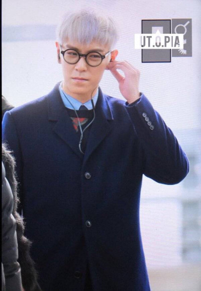 BIGBANG崔胜铉 新发色！